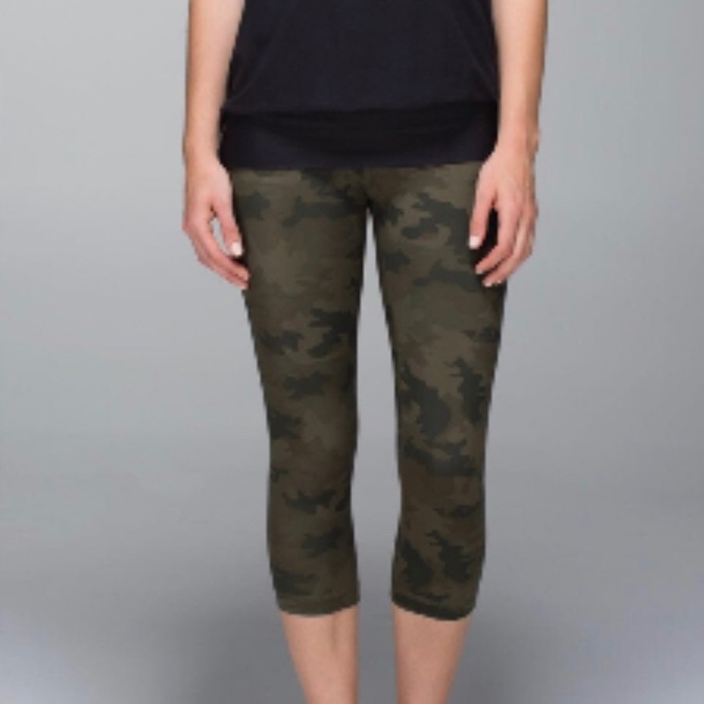 LuluLemon Wunderunder Crop